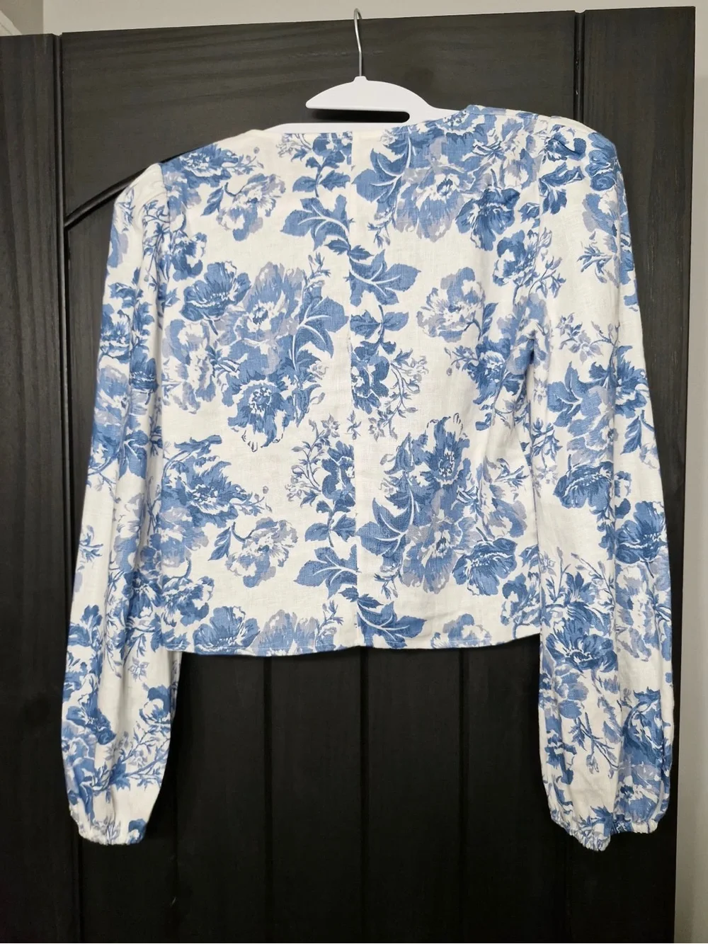 Reformation Blue and White Floral V-Neck Button Front Blouse